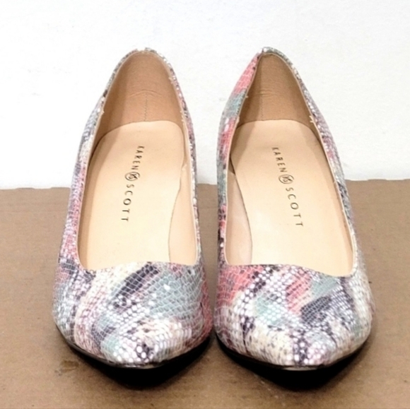Karen Scott Clancy Pastel Snakeskin Print Heels Womens Size 7 Slip On Pumps - Picture 2 of 10